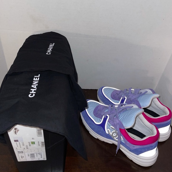 Chanel Low Top Trainer CC - Picture 6 of 10